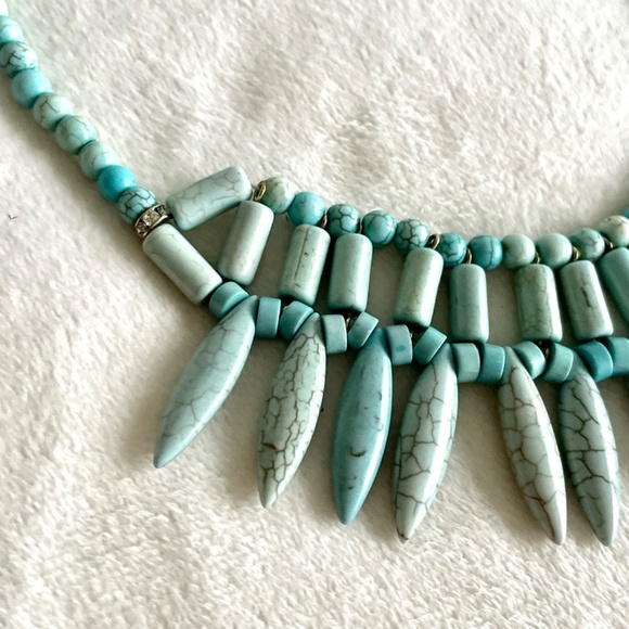 Beaded Turquoise Necklace/w Rhinestones - Picture 8 of 17